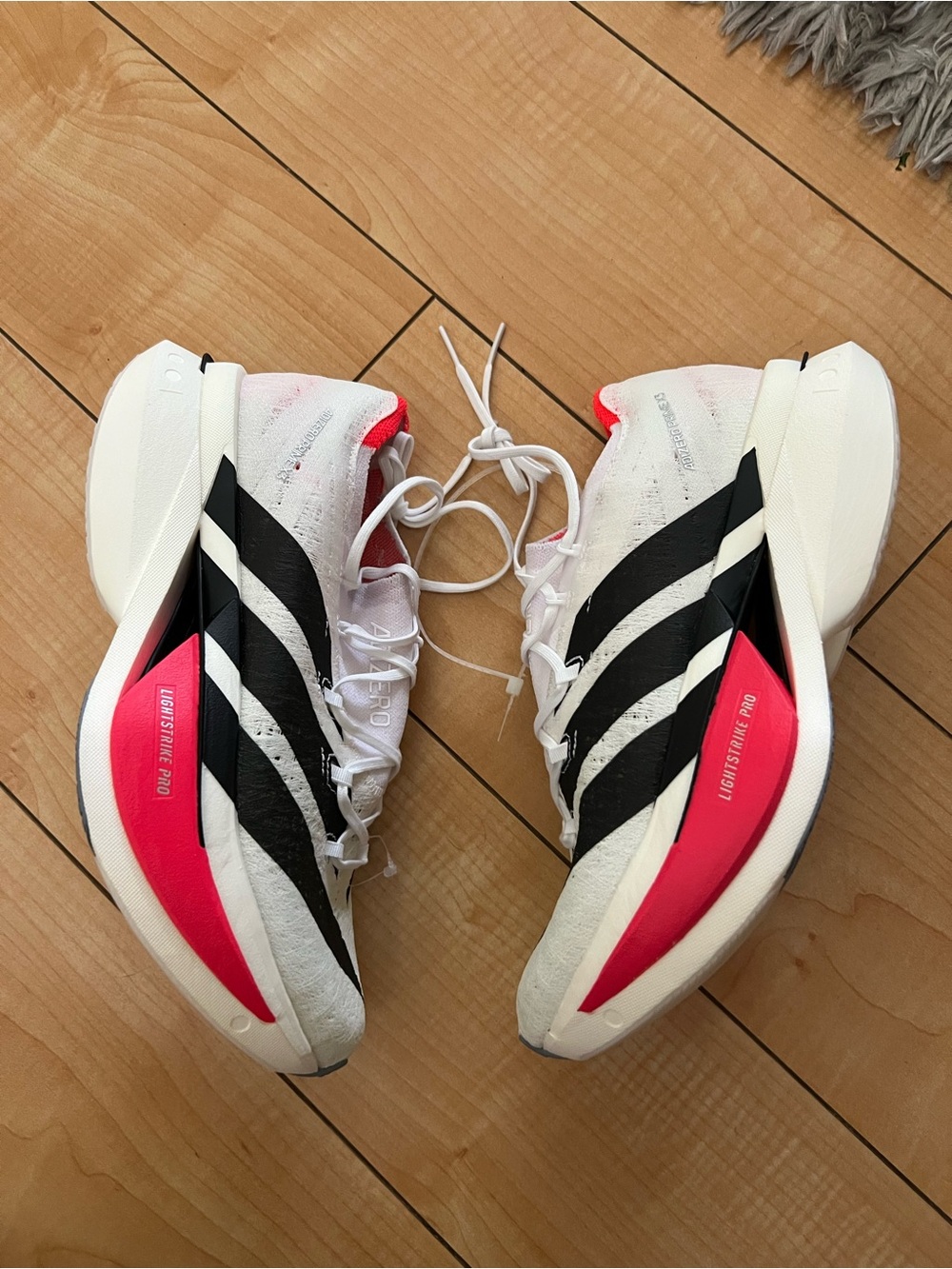 Adidas Adizero Prime X3 Strung Cloud White Lucid Red JR2597 Men’s 7.5 Women’s 9